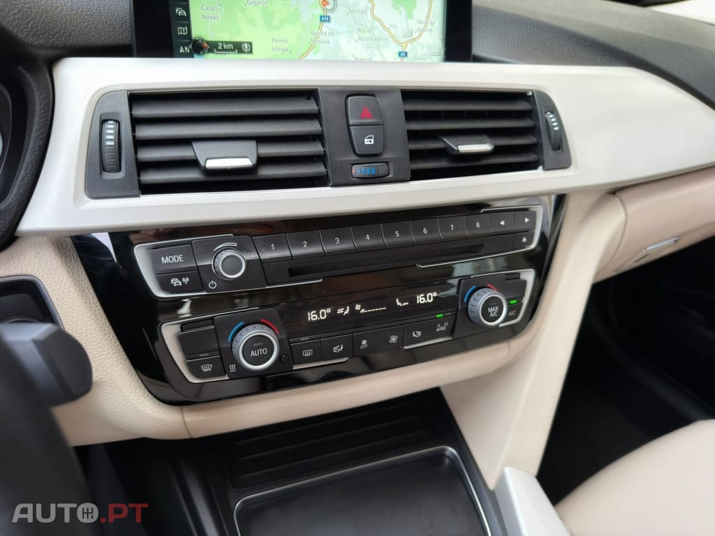 BMW 330 e iPerformance Advantage