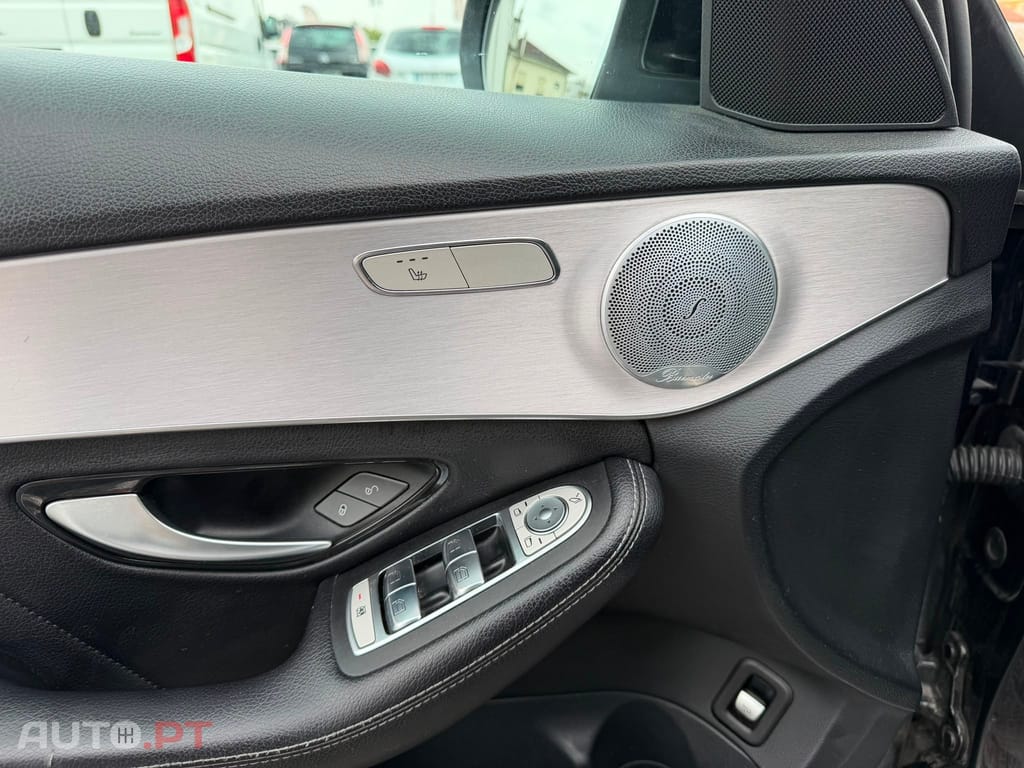 Mercedes-Benz C 300 de AMG Line