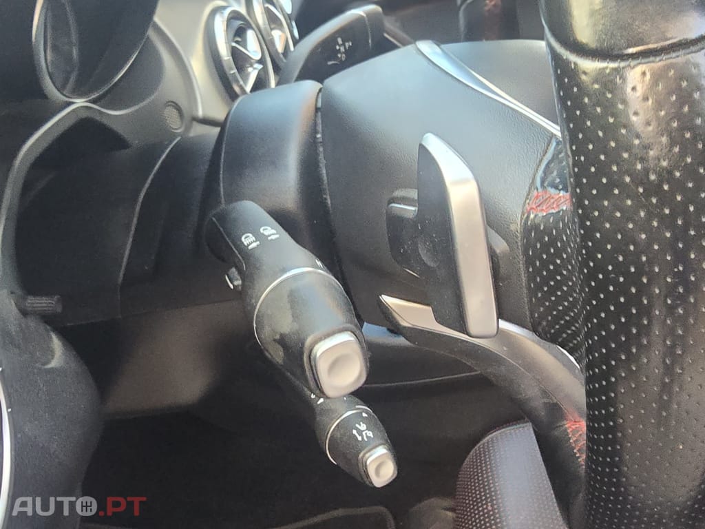 Mercedes-Benz CLA 220 d Shooting Brake AMG Line Aut.