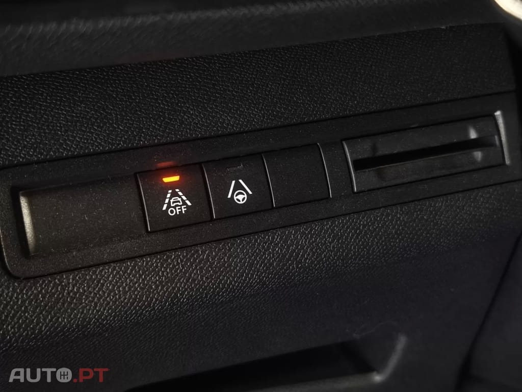 Peugeot 3008 PureTech 130 Stop & Start GPF EAT8 GT