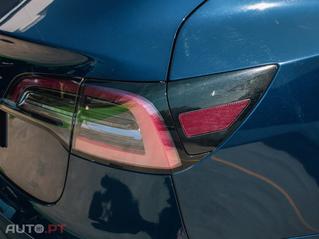 Tesla Model 3 Standard Range Plus RWD