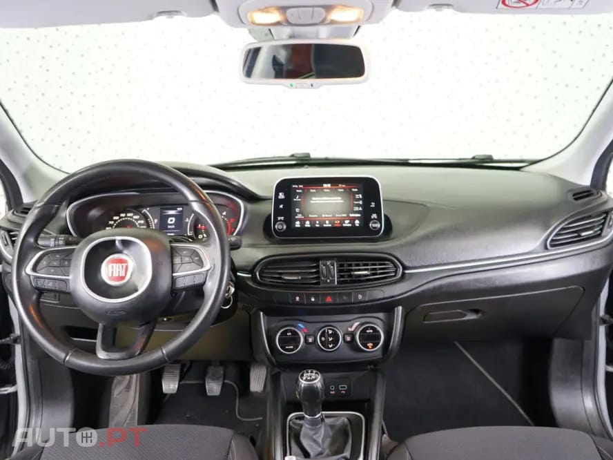Fiat Tipo 1.3 M-Jet Lounge