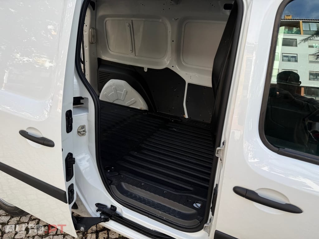 Renault Kangoo 1.5 dCi Maxi Business S/S 3L