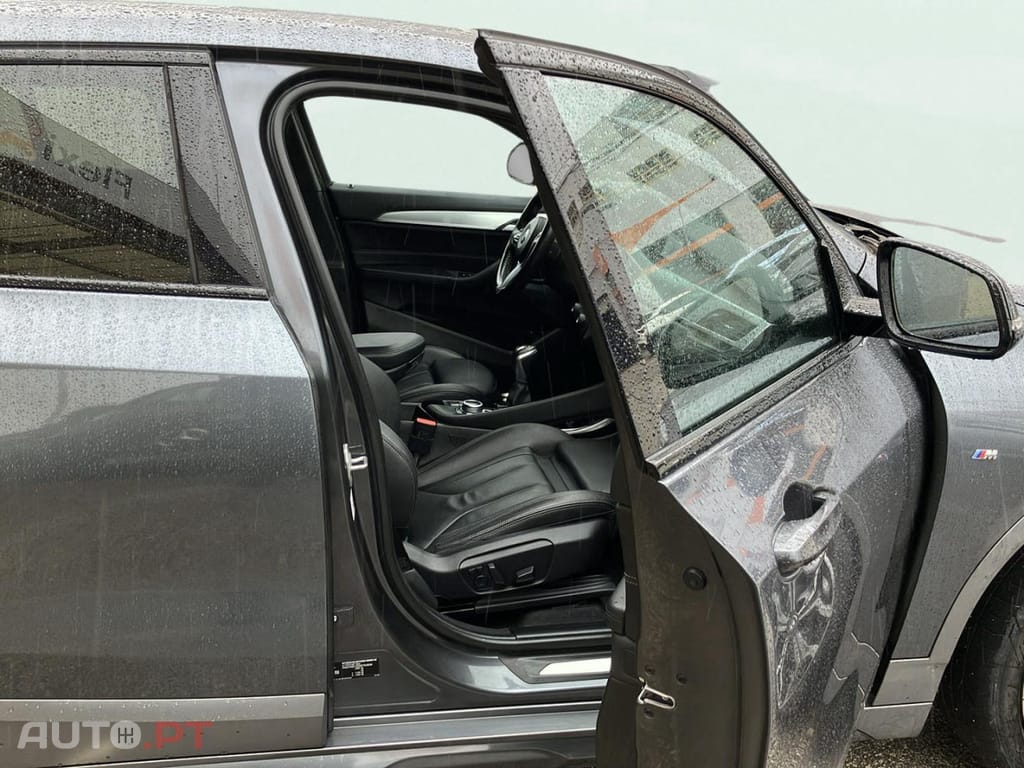 BMW X2 25 e xDrive X Pack M