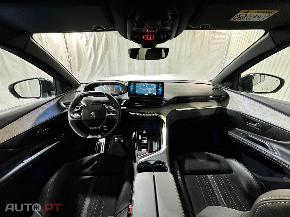Peugeot 3008 1.6 Hybrid GT Pack e-EAT8