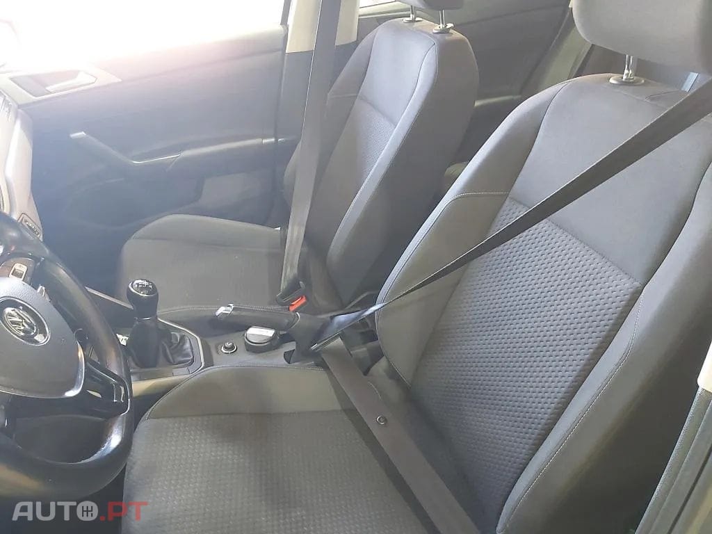 Volkswagen Polo 1.0 TSI Confortline