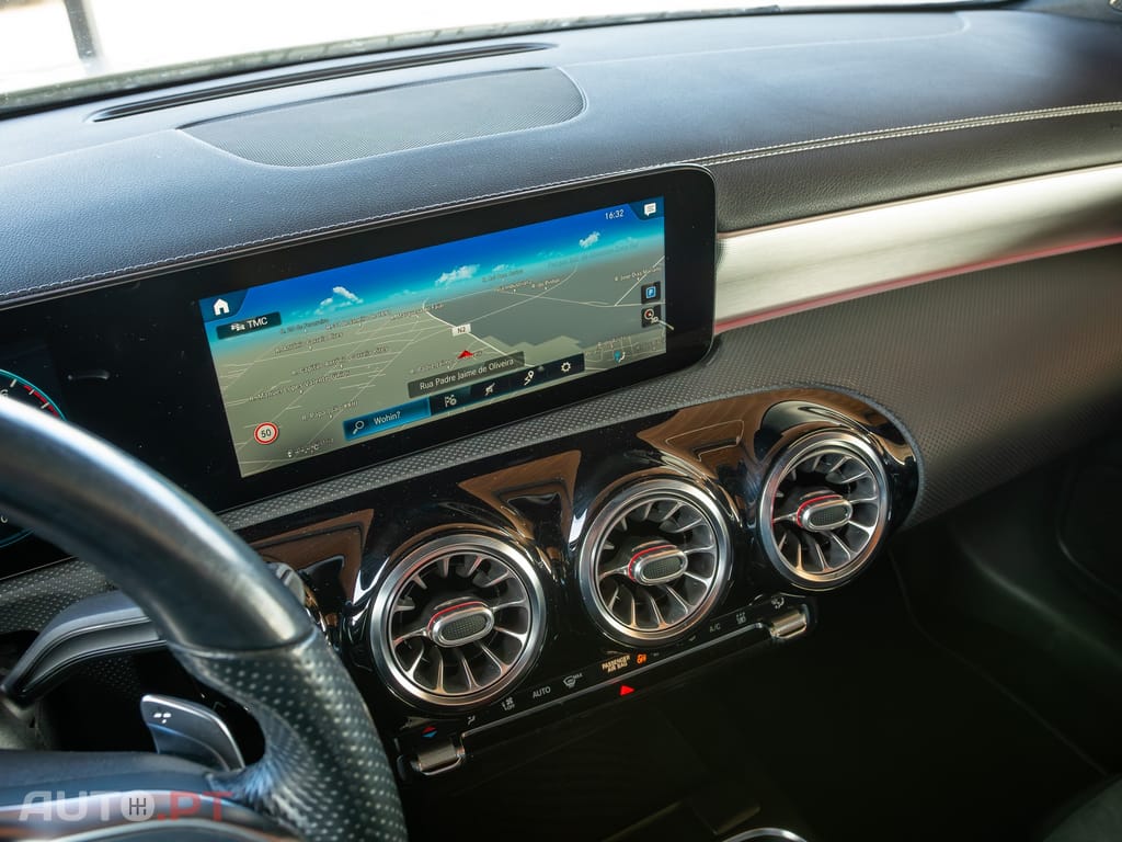 Mercedes-Benz CLA 250 e Shooting Brake AMG Line