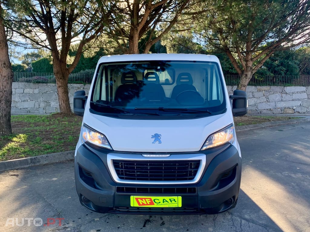 Peugeot Boxer 2.0 BlueHDi 333 L2H2 Pro