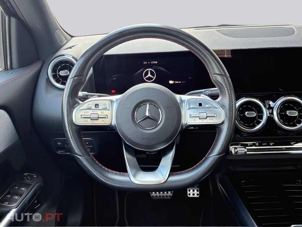 Mercedes-Benz GLA 250 e AMG I.V.A DEDUTIVEL