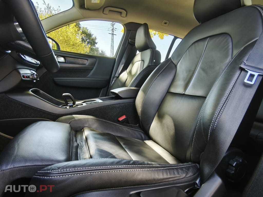 Volvo XC40 1.5 T4 PHEV Inscription Expression