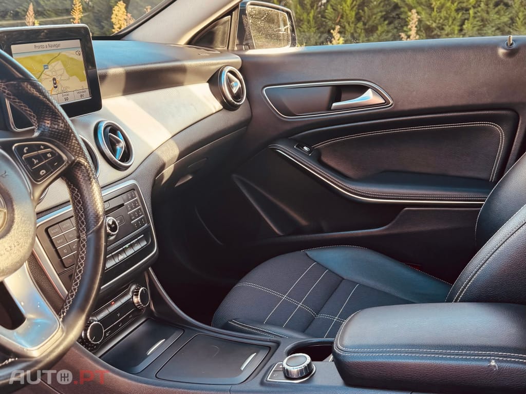 Mercedes-Benz CLA 220 CDi Urban Aut.111g