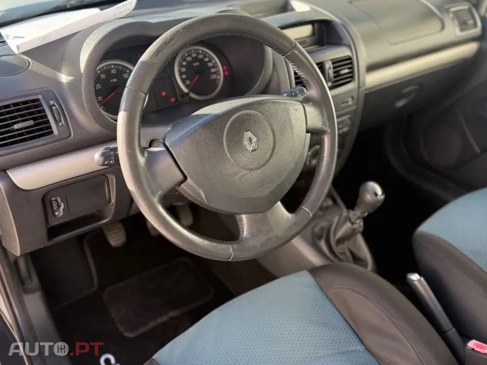 Renault Clio 1.2 16V SE Storia