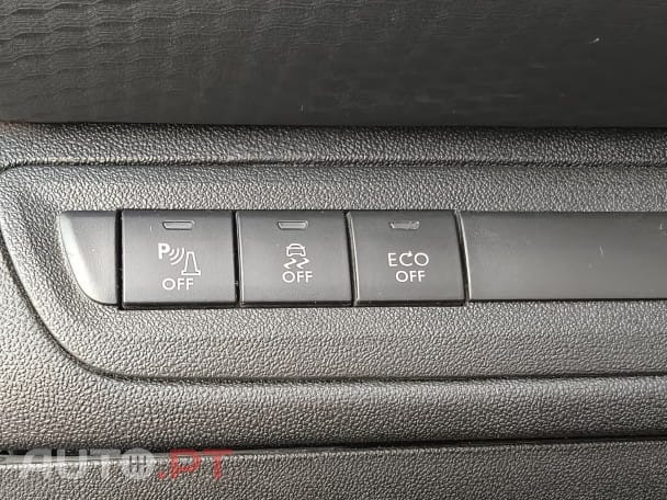 Peugeot 208 1.2 PureTech Allure EAT6
