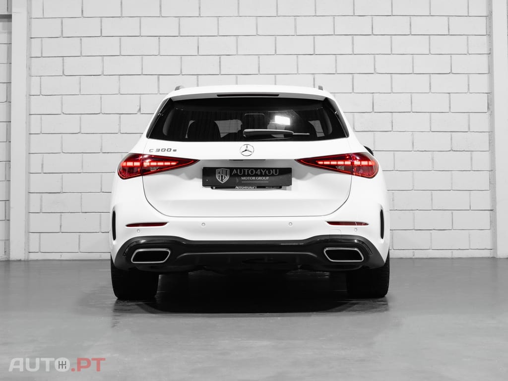 Mercedes-Benz C 300 e AMG Line