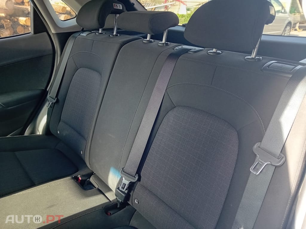 Hyundai Kauai 1.6 CDRI HYBRID - NACIONAL