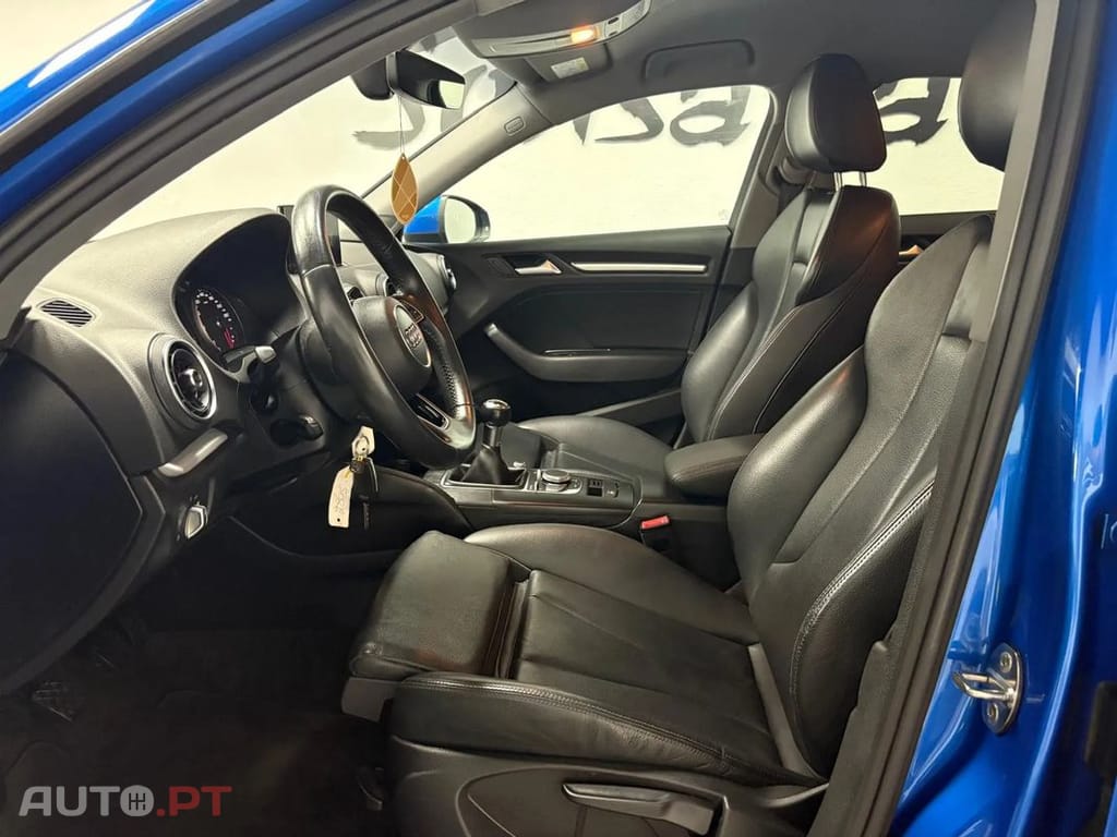 Audi A3 Sportback 30 TFSI S-line