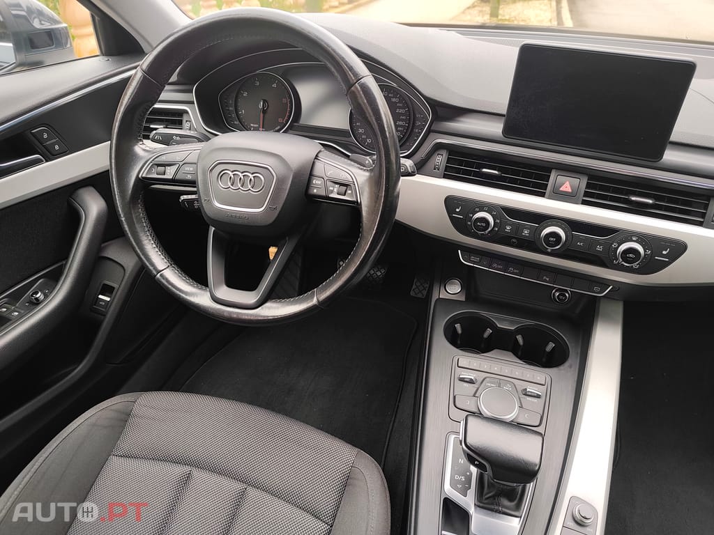 Audi A4 Avant 2.0 TDI quattro Advance S tronic