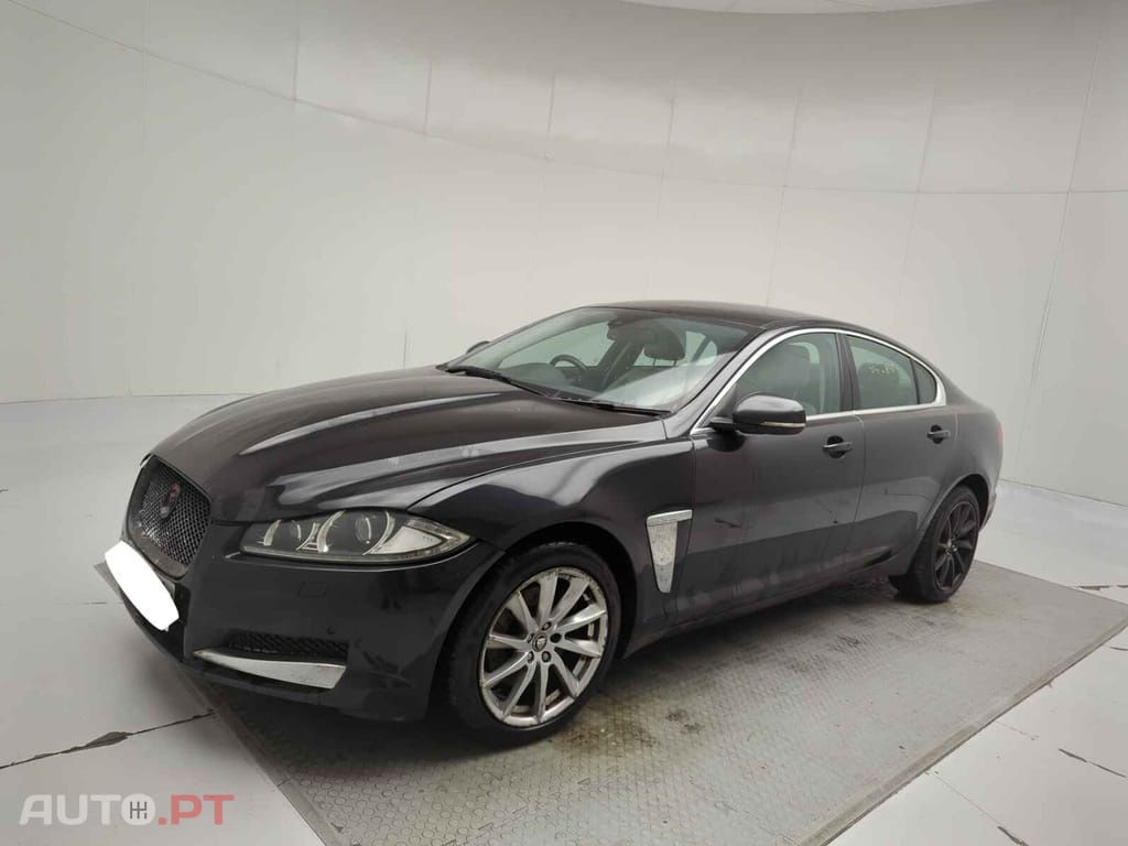 Jaguar XF Premium Luxury