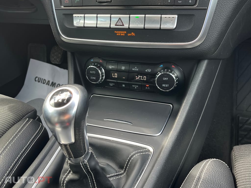 Mercedes-Benz GLA 200 d Urban