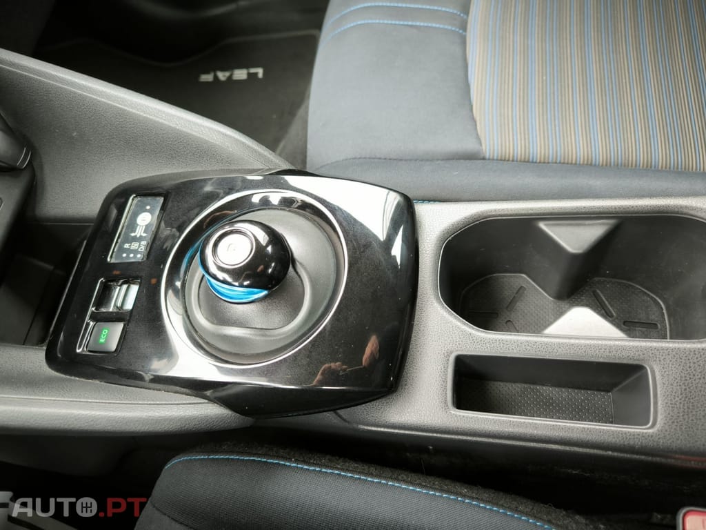 Nissan Leaf 40 kWh N-CONNECTA