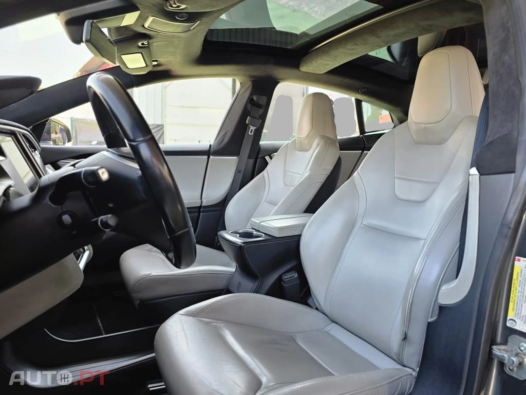 Tesla Model S S 85D