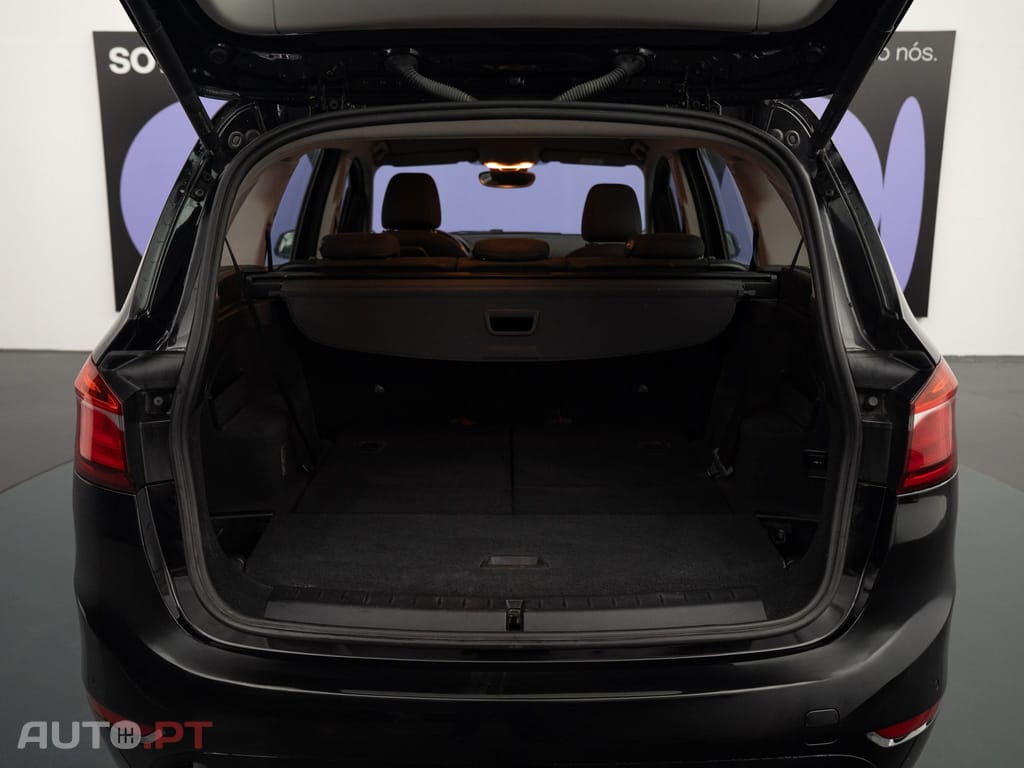 BMW 216 d 7L Auto