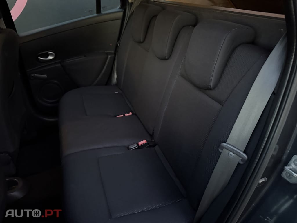 Renault Clio Break 1.2 16V Dynamique