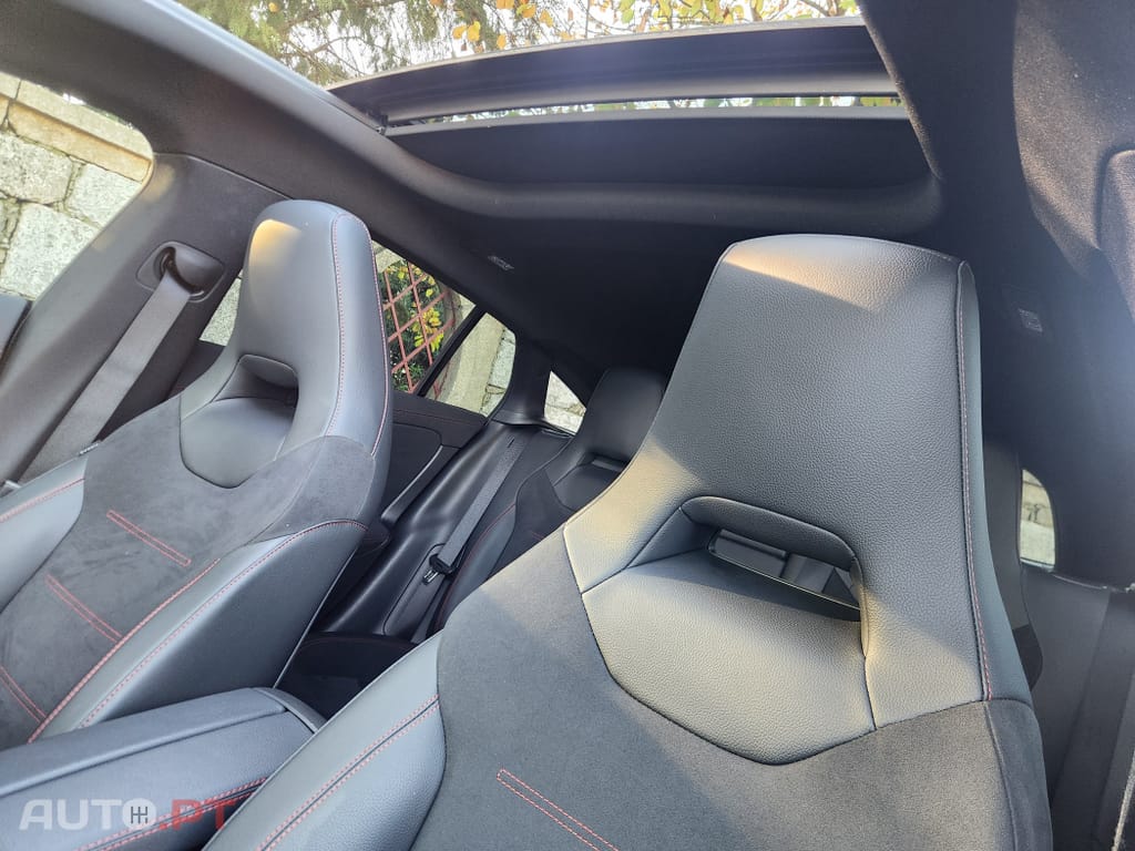 Mercedes-Benz CLA 200 d Shooting Brake 8G-DCT AMG Line