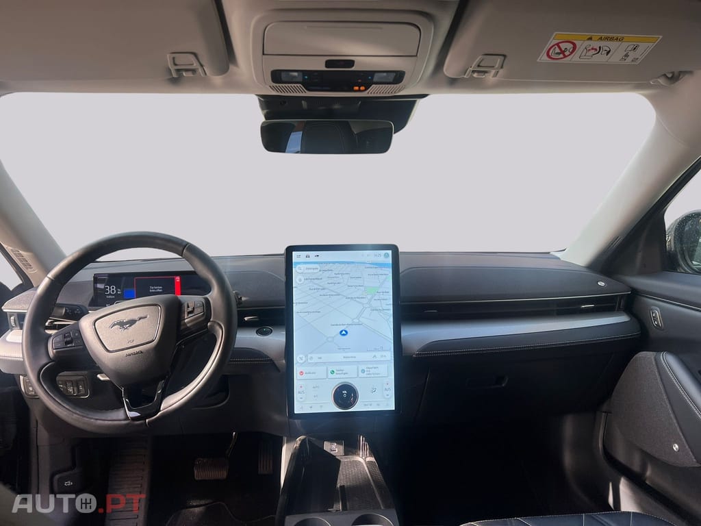 Ford Mustang Mach-E 75.7 kWh Premium AWD