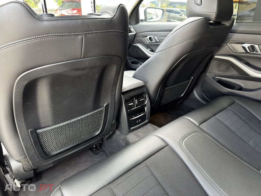 BMW 330 e Corporate Edition Auto