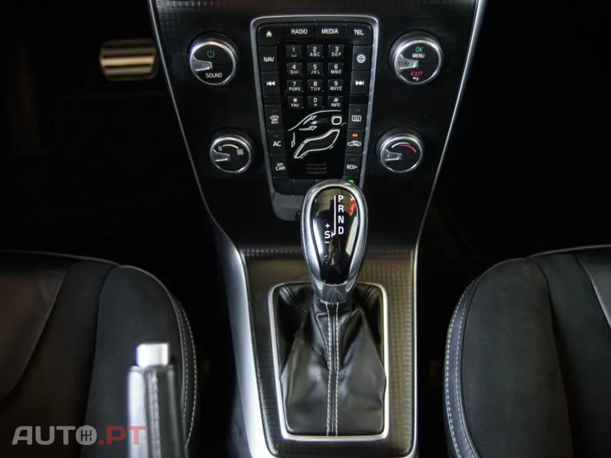 Volvo V40 1.5 T3 Sport Edition R Geartronic