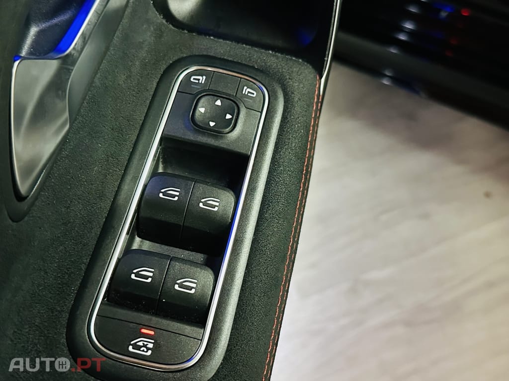 Mercedes-Benz CLA 180 Shooting Brake 7G-DCT AMG Line