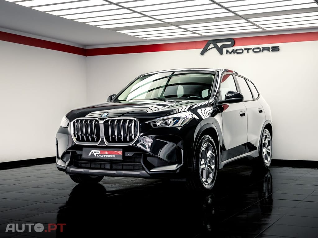 BMW iX1 xDrive30
