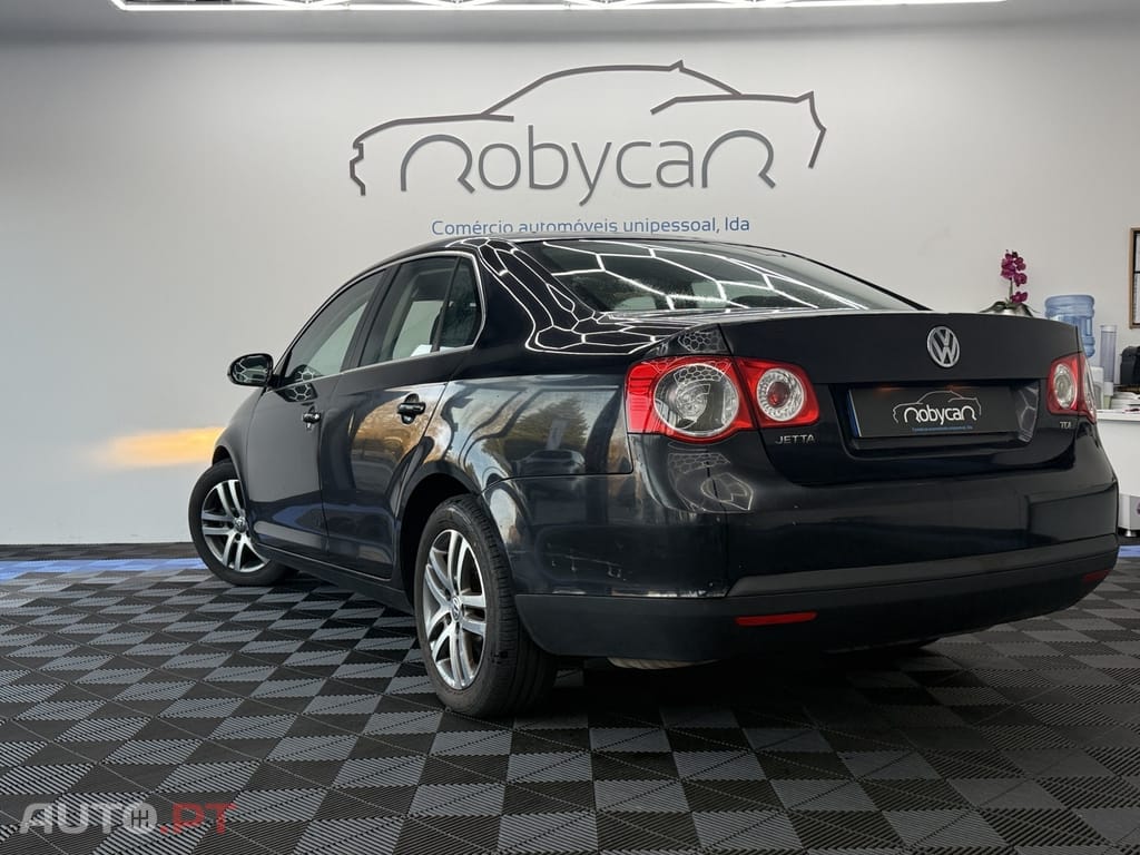 Volkswagen Jetta 1.9 TDi Confortline