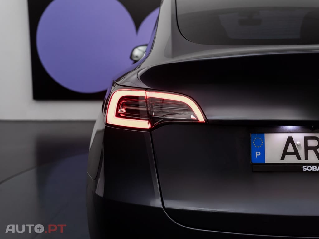 Tesla Model Y Long Range Tração Integral