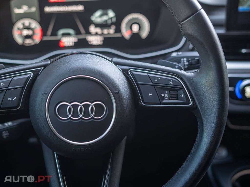 Audi A4 Avant 35 TDI S line S tronic