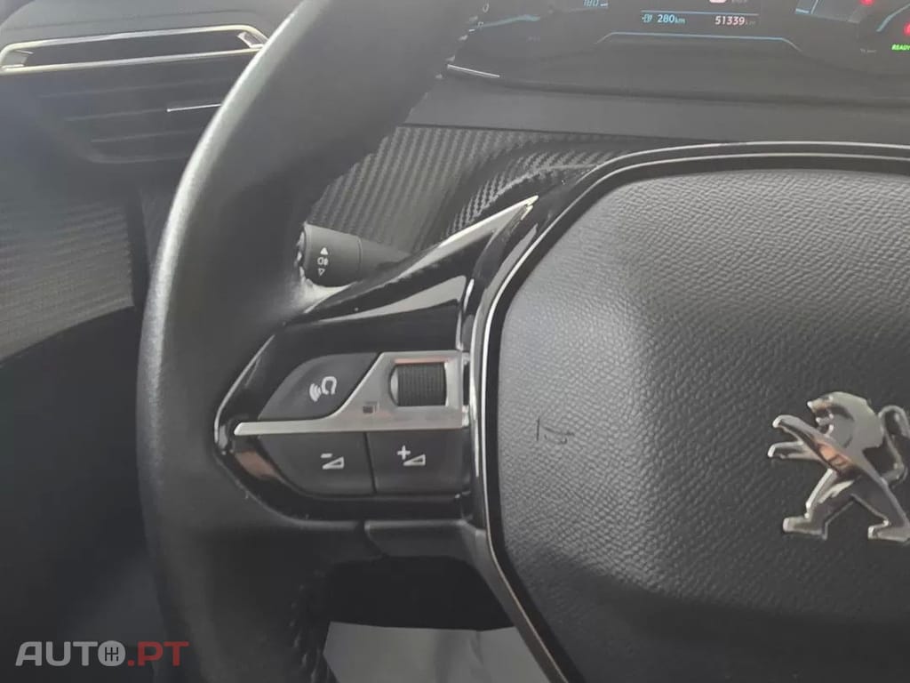 Peugeot E-208 50 kWh Active