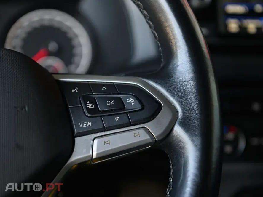 Volkswagen Caravelle 2.0 TDi CD Longa Extra AC