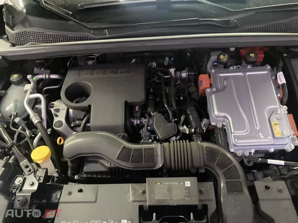 Renault Captur 1.6 E-Tech Full Hybrid Engineered