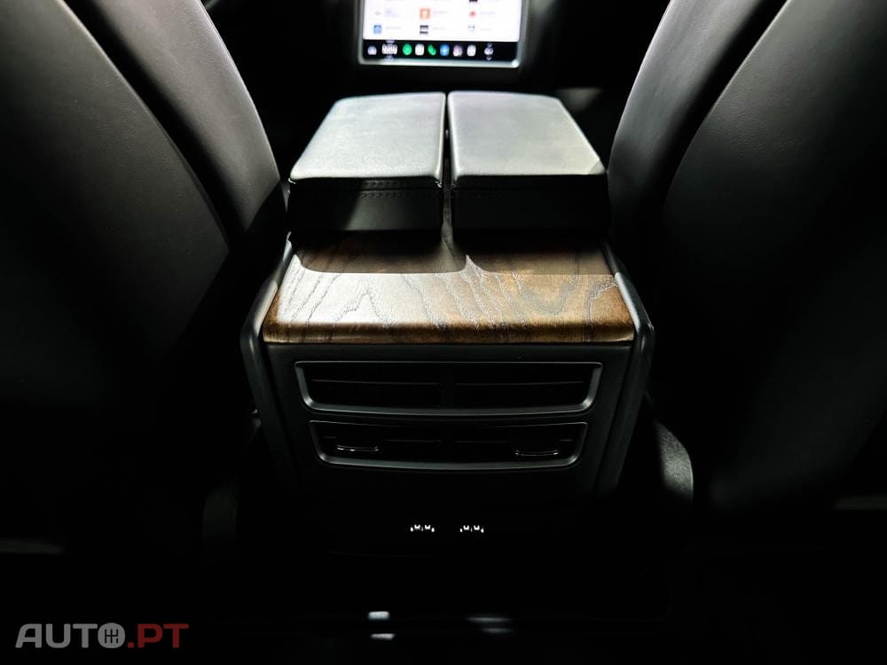 Tesla Model S Long Range AWD