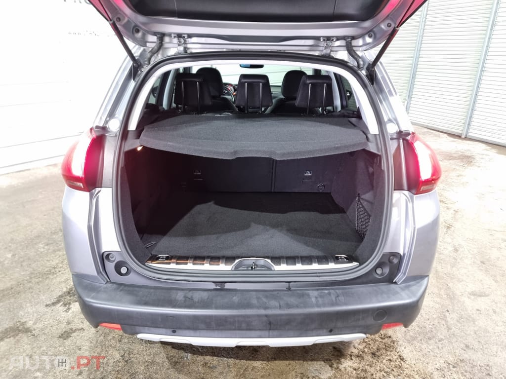 Peugeot 2008 1.2 PureTech Allure