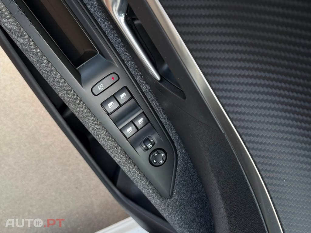 Peugeot 3008 1.5 BlueHDi Allure EAT8
