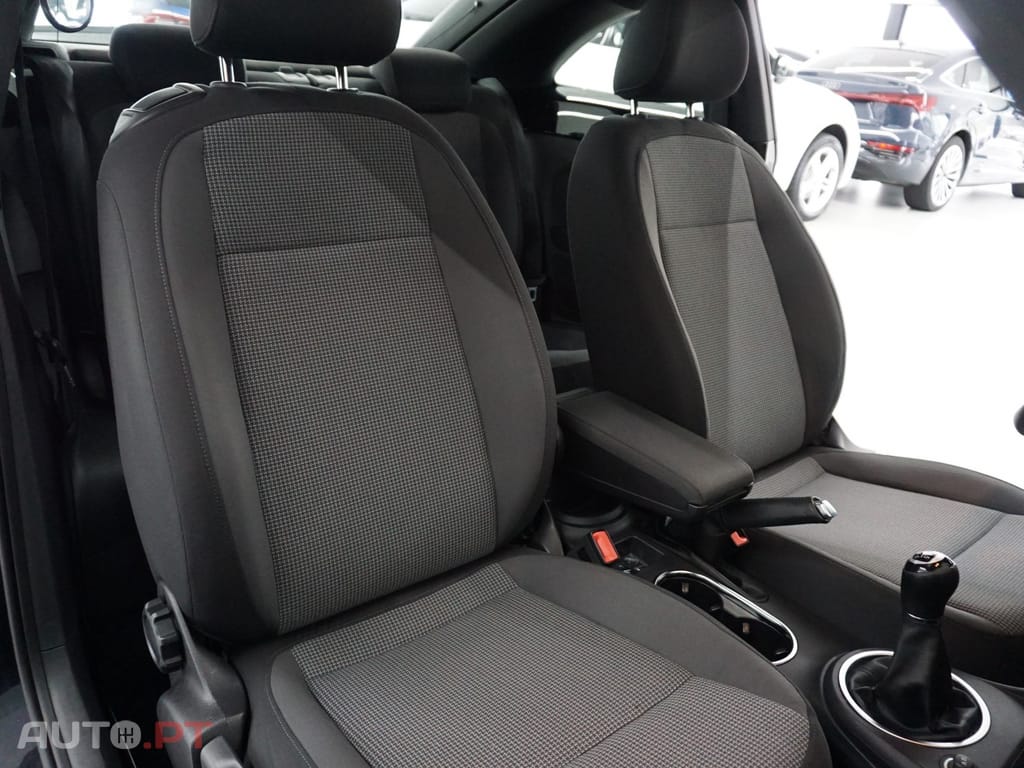 Volkswagen New Beetle 1.2 TSI BlueMotion Technologie Design