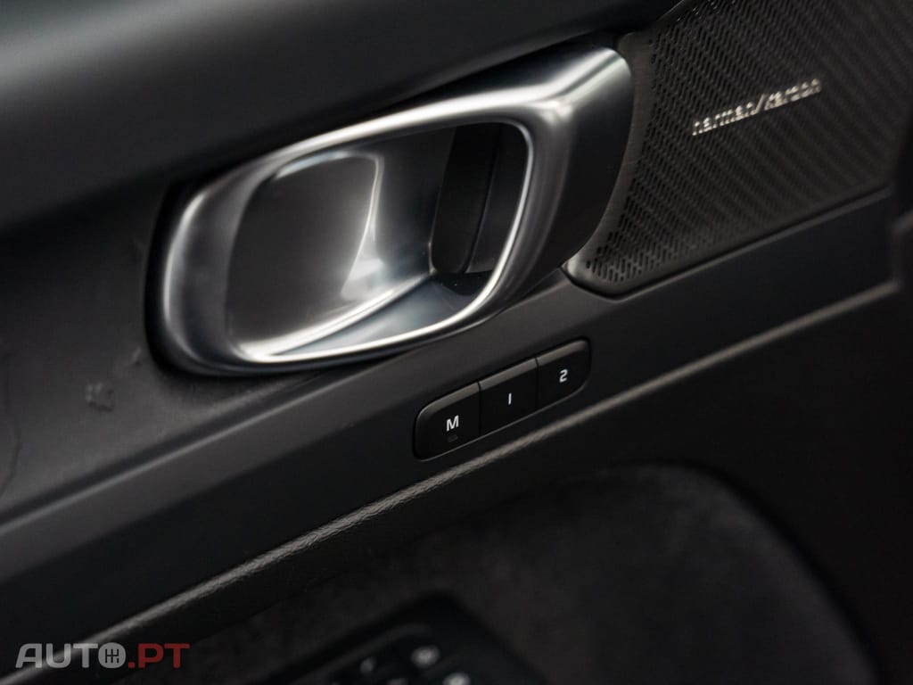 Volvo EX40 82 kWh Single Motor Extended Range Core