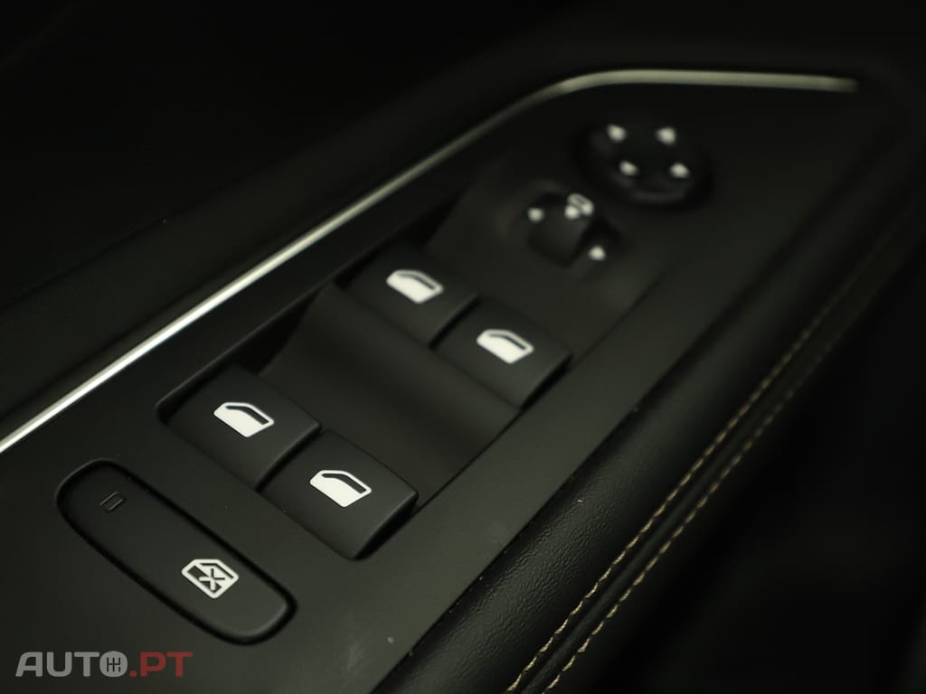 Peugeot 3008 3008 1.2 PureTech GT EAT8