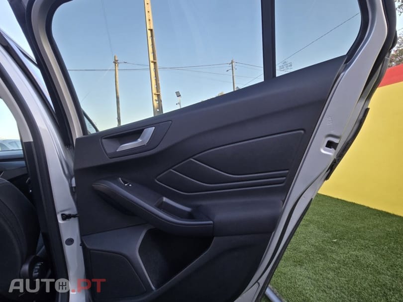 Ford Focus SW 1.5 TDCi EcoBlue Active