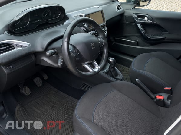 Peugeot 208 1.2 Puretech Style