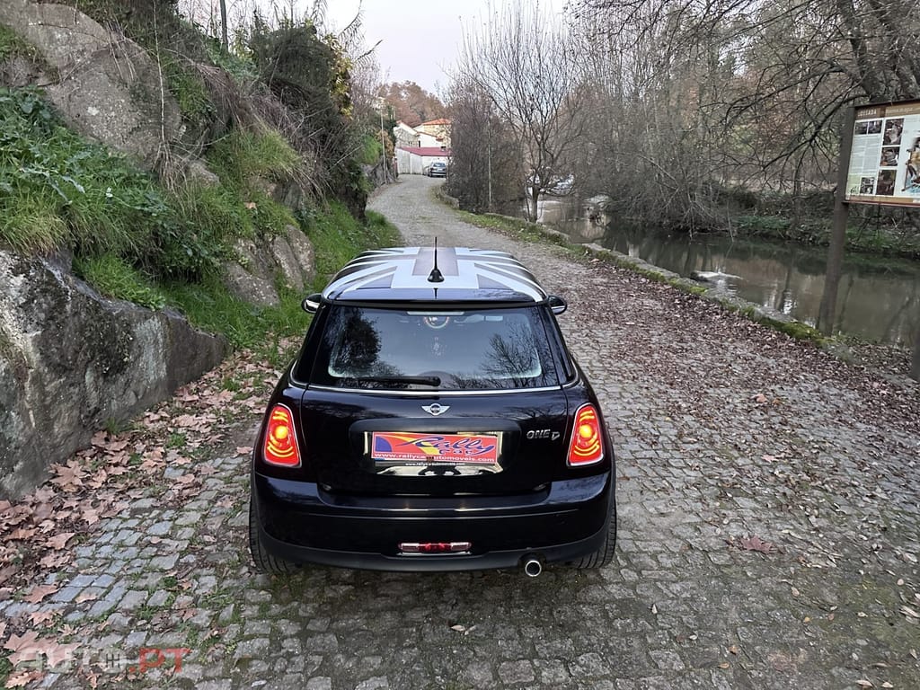 MINI Cooper Cooper D