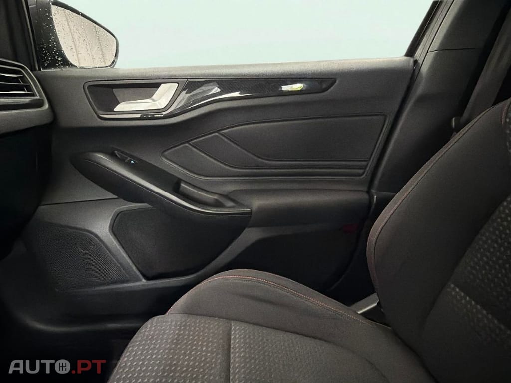 Ford Focus SW 1.0 EcoBoost ST-Line