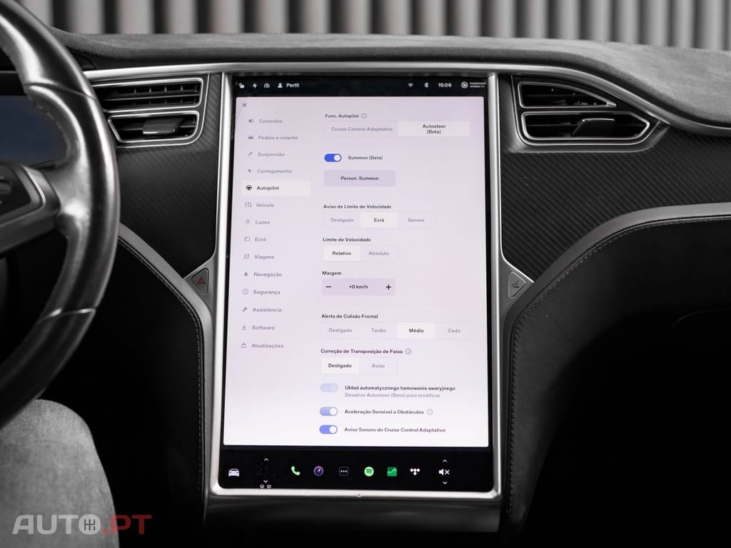 Tesla Model S 90D